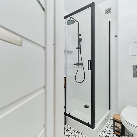 City Center Studio Apartment Wroclaw By Noclegi Renters المظهر الخارجي الصورة